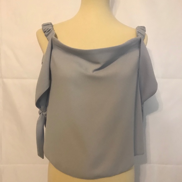 Topshop Tops - NWT  Topshop | Cold Shoulder Top